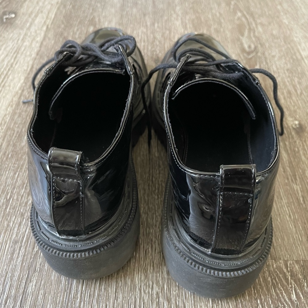 Aldo Shiny Black Lace-Up Shoes - Picture 3 of 5